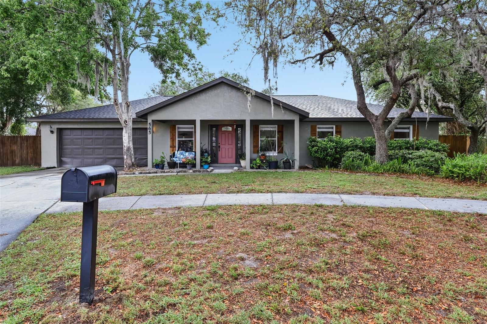 565 Chula Woods Ct, FL