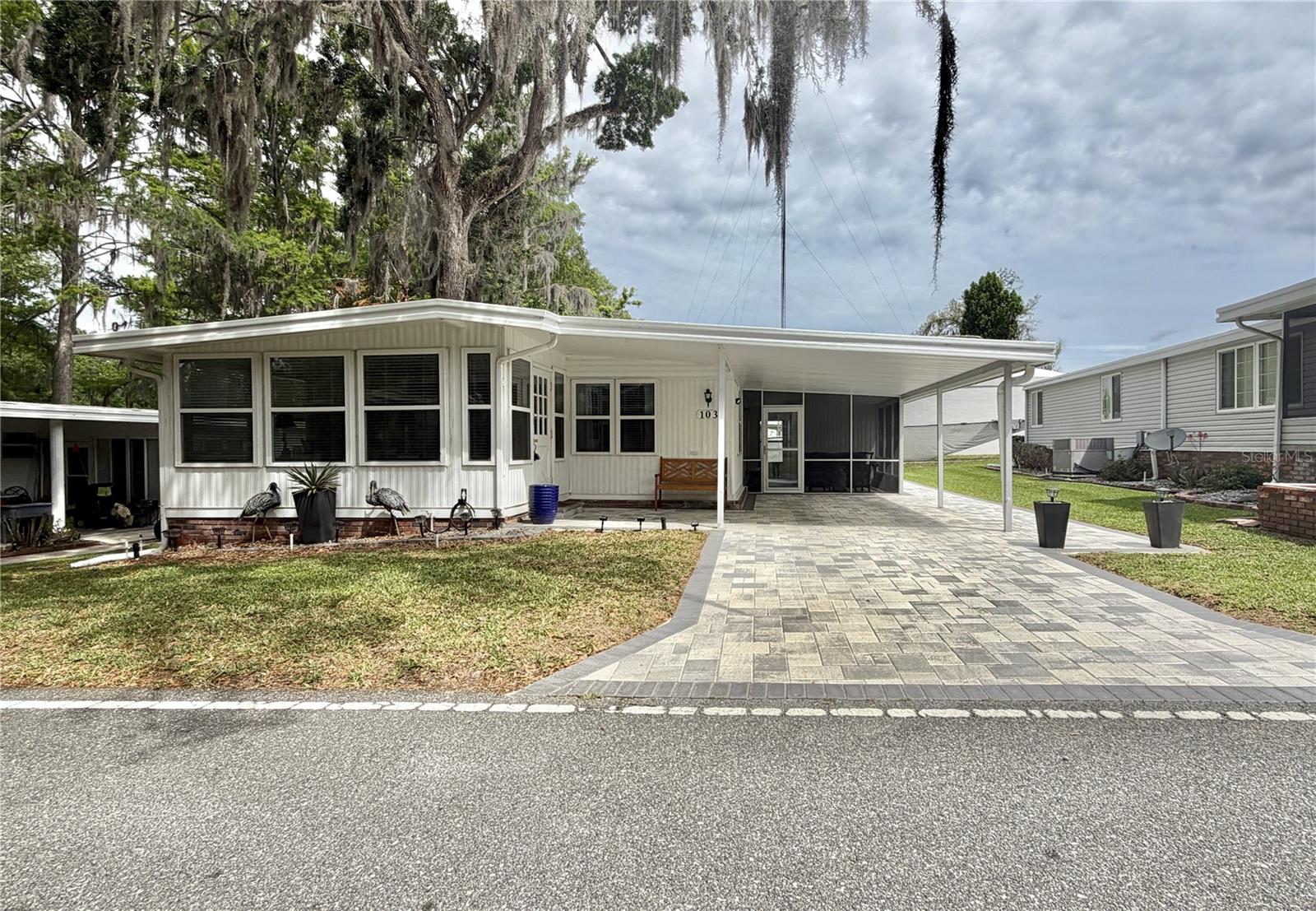 103 Royal Palm Dr, FL