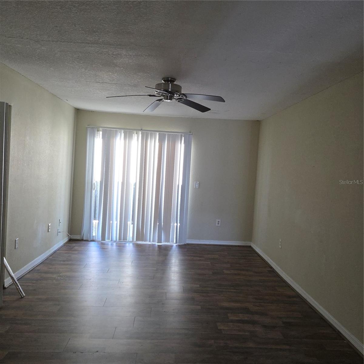 922 Lake Destiny Road, FL