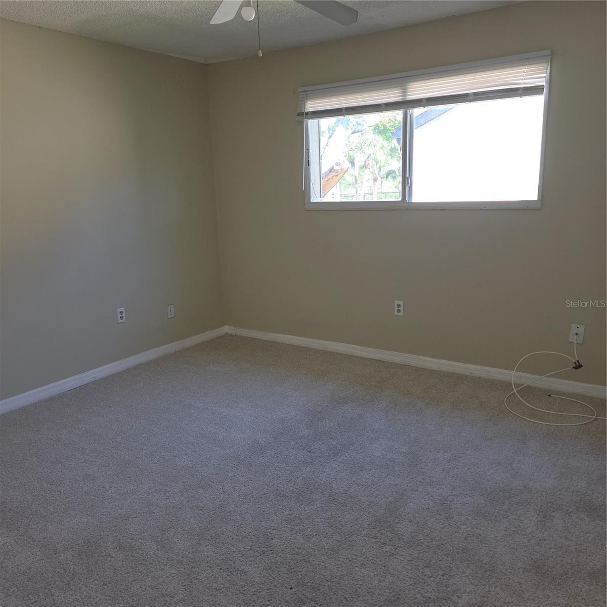 922 Lake Destiny Road, FL