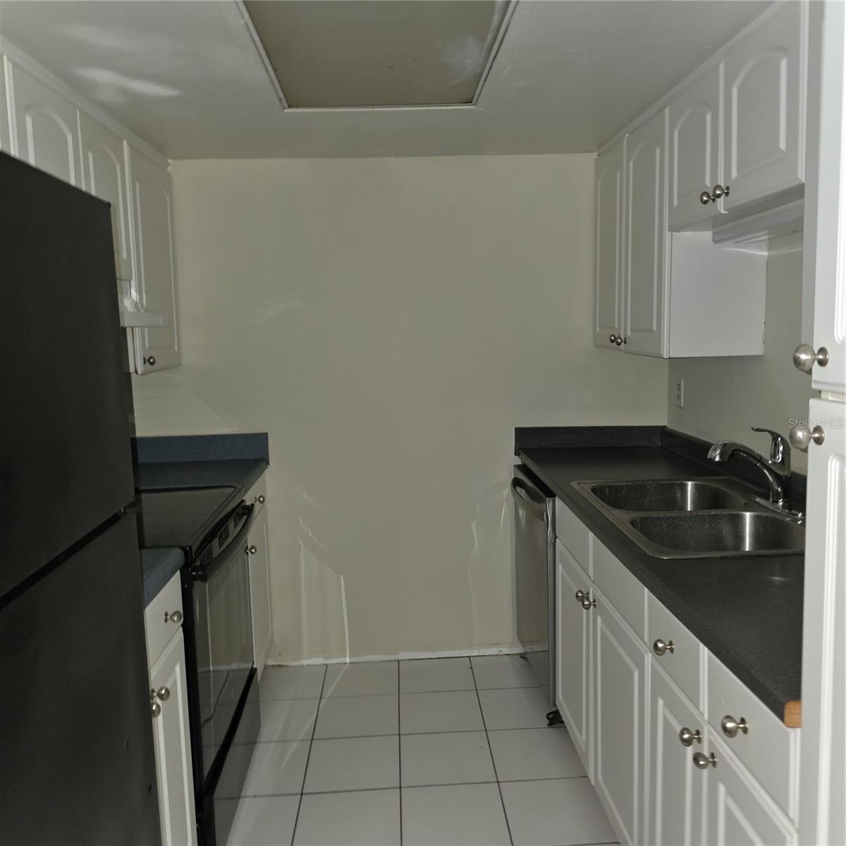 922 Lake Destiny Road, FL