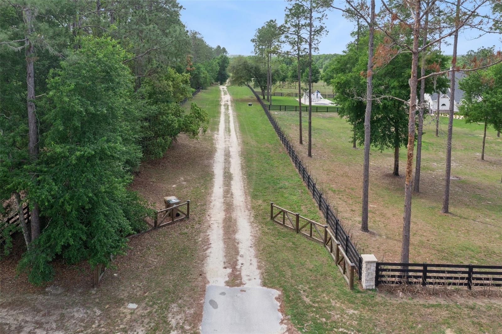 Lake Seneca Rd, FL