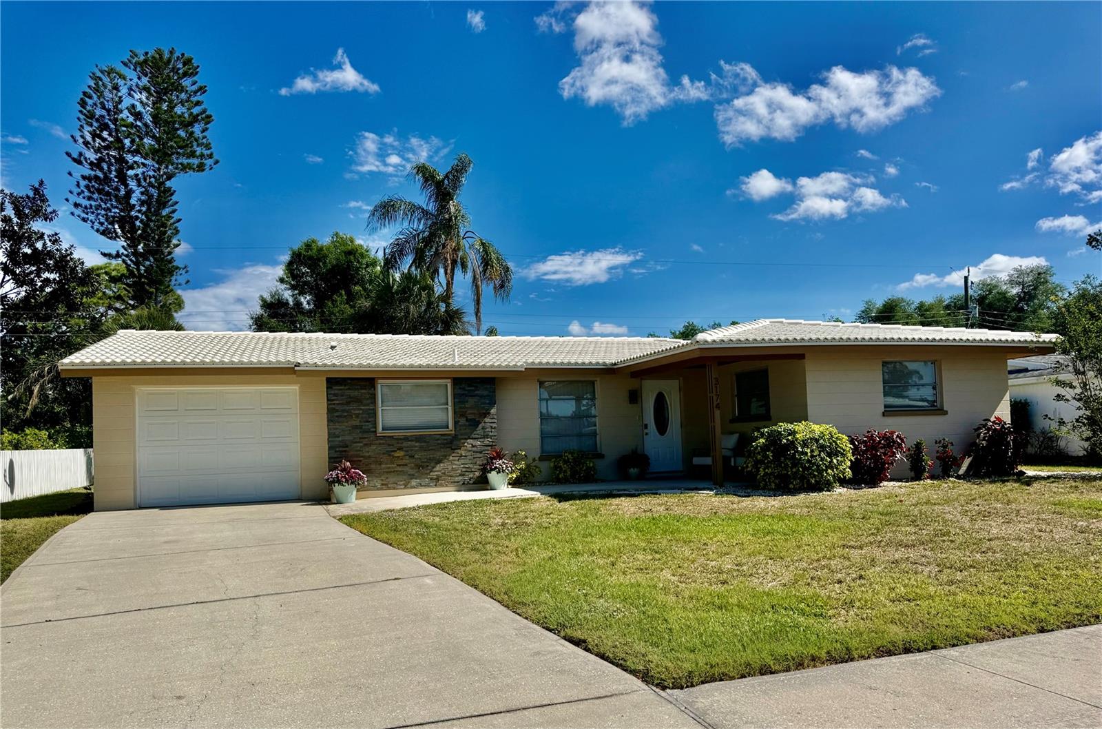 3174 Regatta Cir, FL