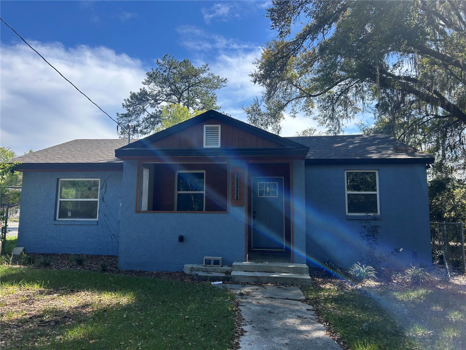 1111 6th Avenue, FL