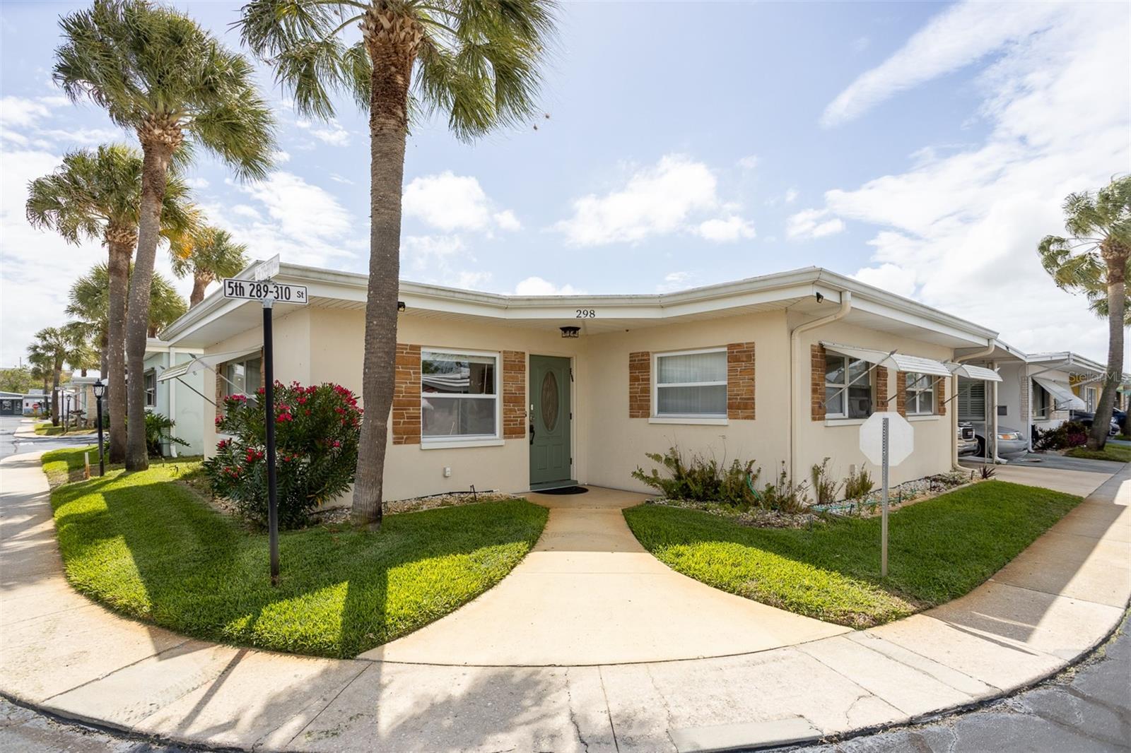 250 Rosery Rd Nw #298, FL