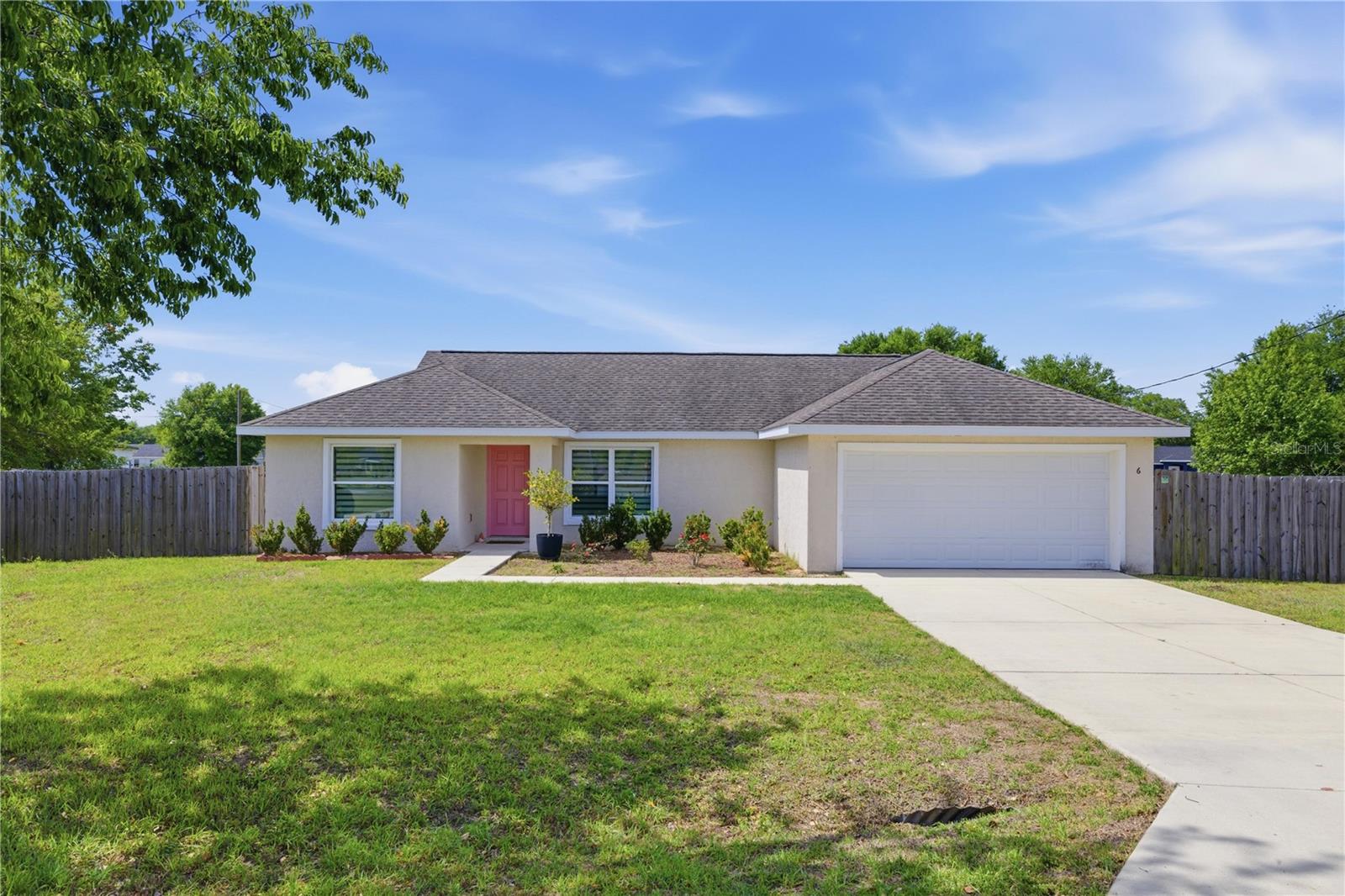 6 Laurel Pass Court, FL