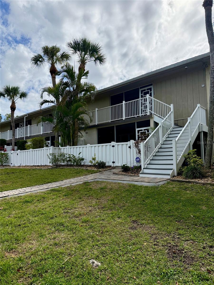 731 Manatee Avenue, FL