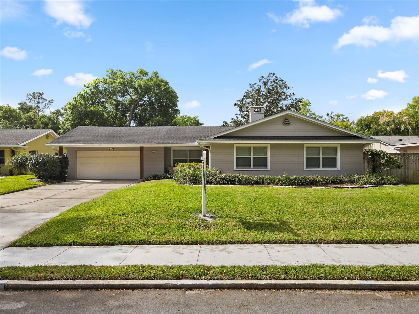 2130 Deloraine Trail, FL