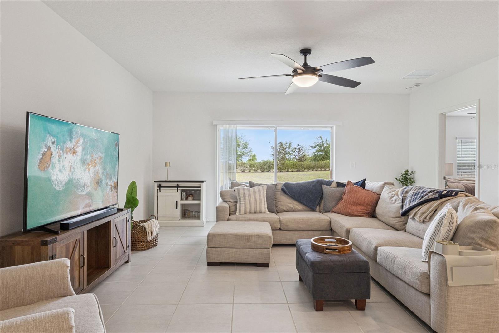 1099 Calico Pointe Circle, FL