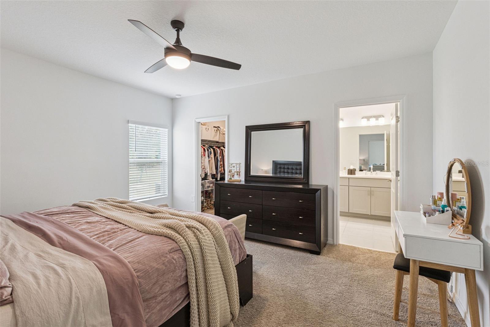 1099 Calico Pointe Circle, FL