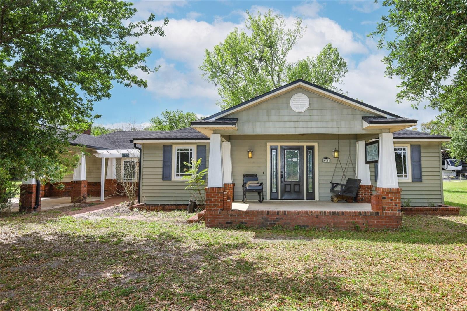 665 Lake Mills Rd, FL