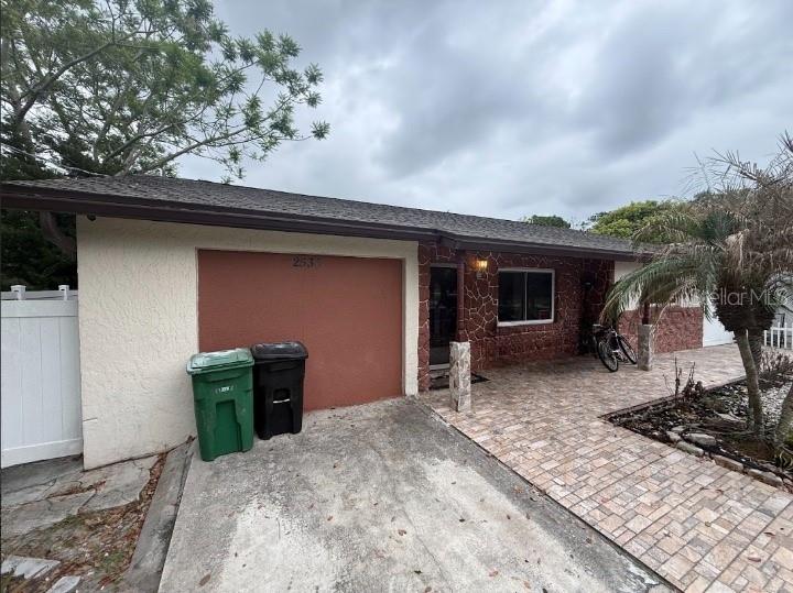 2533 El Portal Avenue, FL