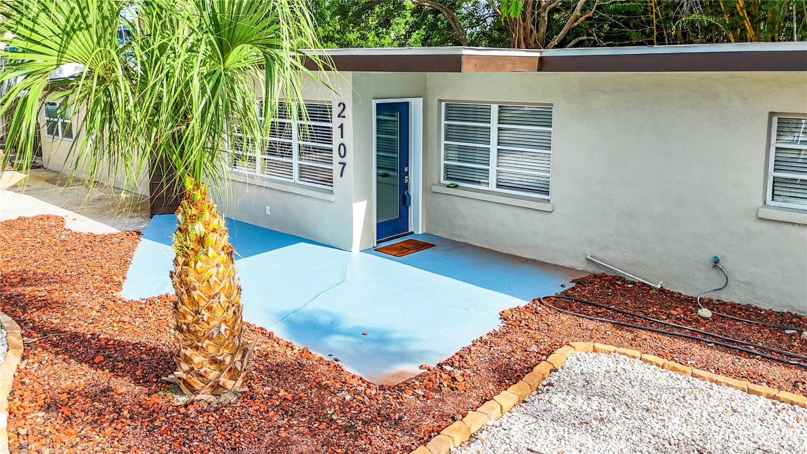 2107 Pine Terrace, FL