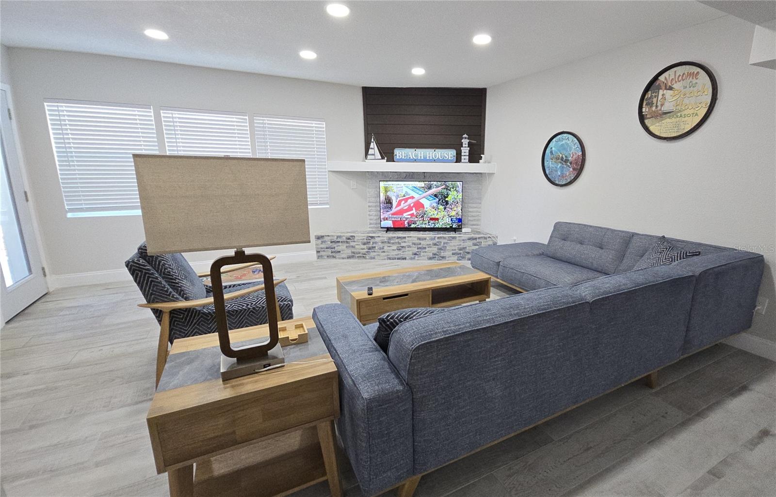 2107 Pine Terrace, FL