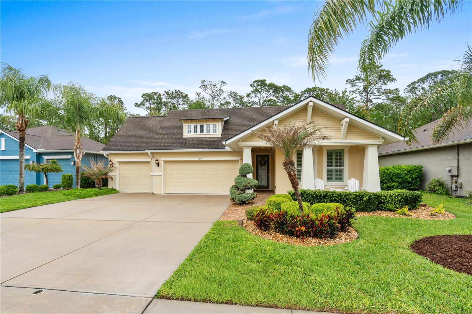 608 Aldenham Ln, FL