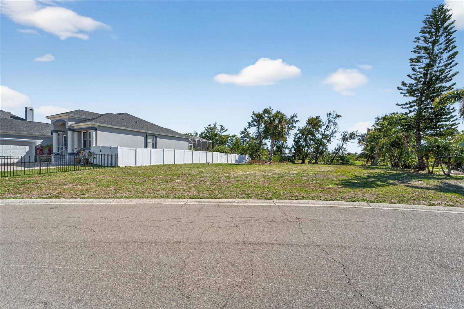 806 Greenview Drive, FL