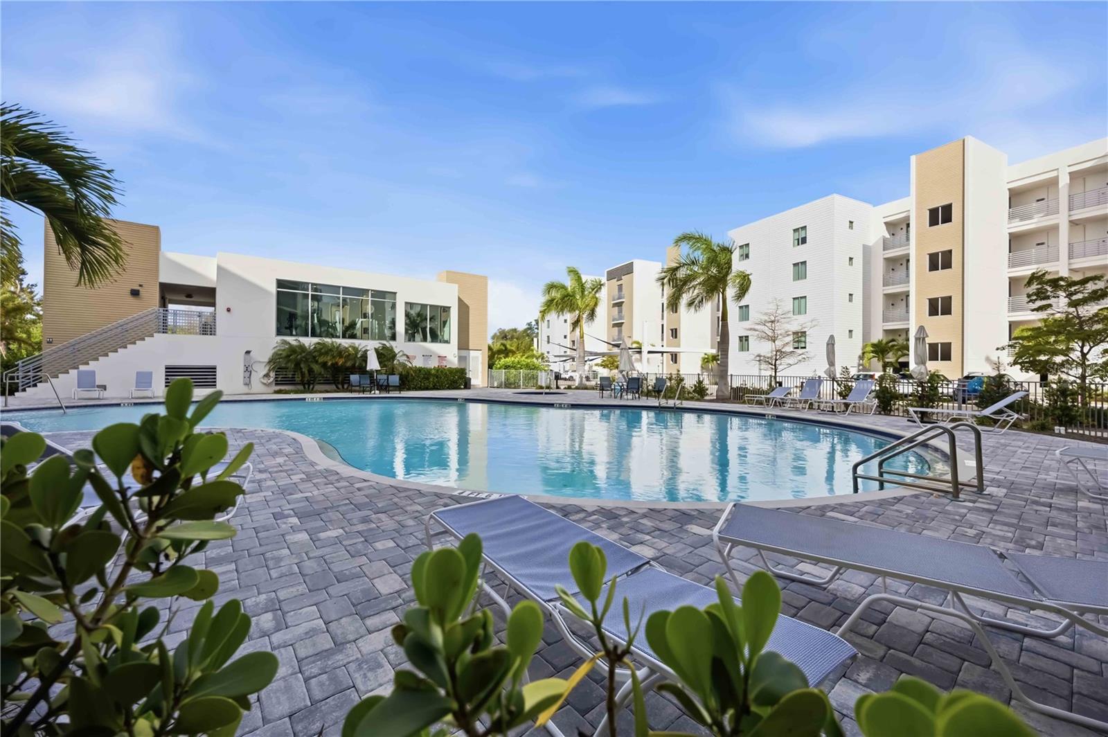 1703 Tamiami Trail, FL