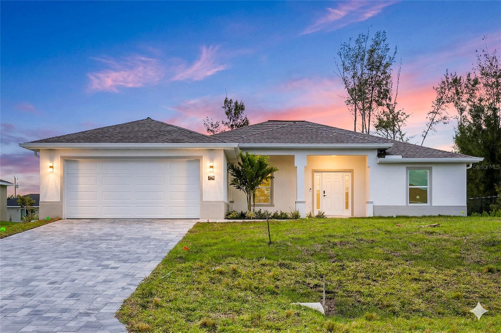2210 2nd Avenue, FL