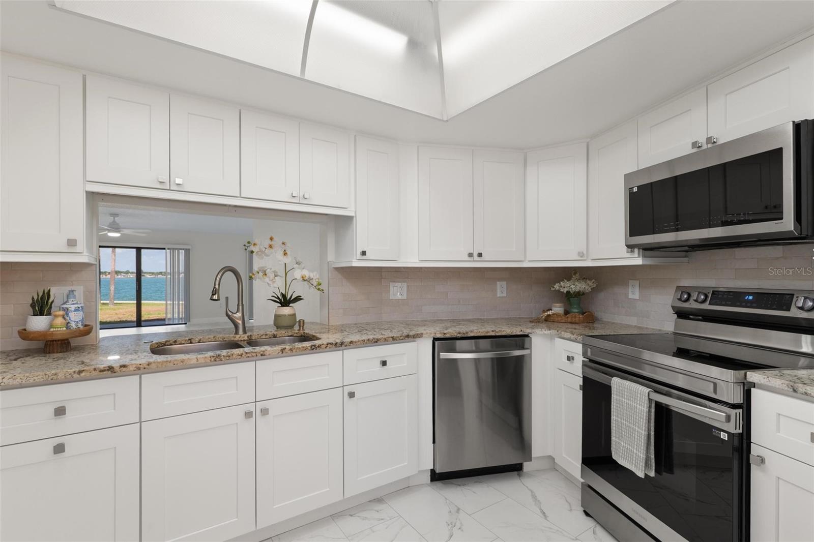 7540 Sunshine Skyway Lane, FL