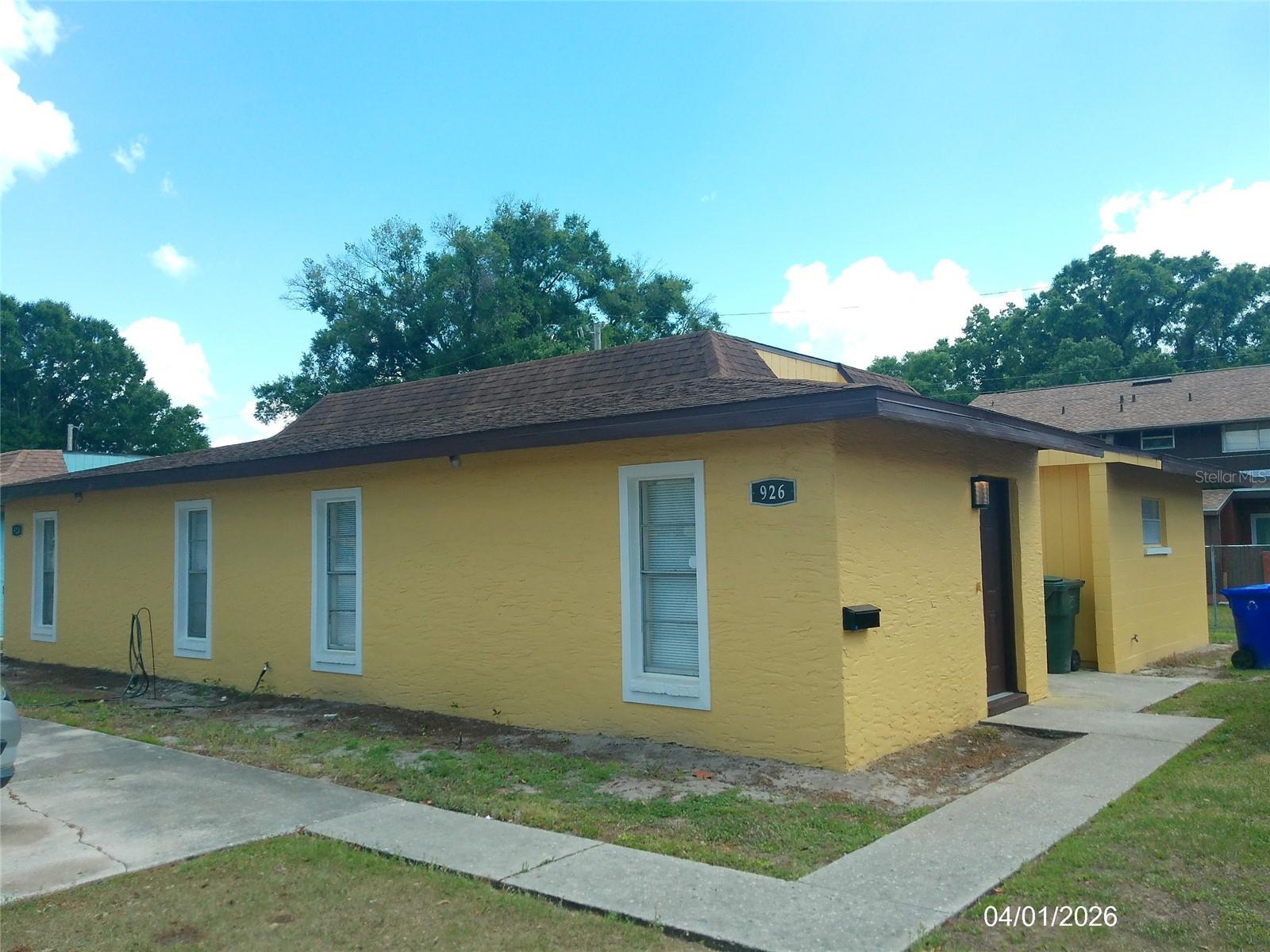 926 W Carole St, FL