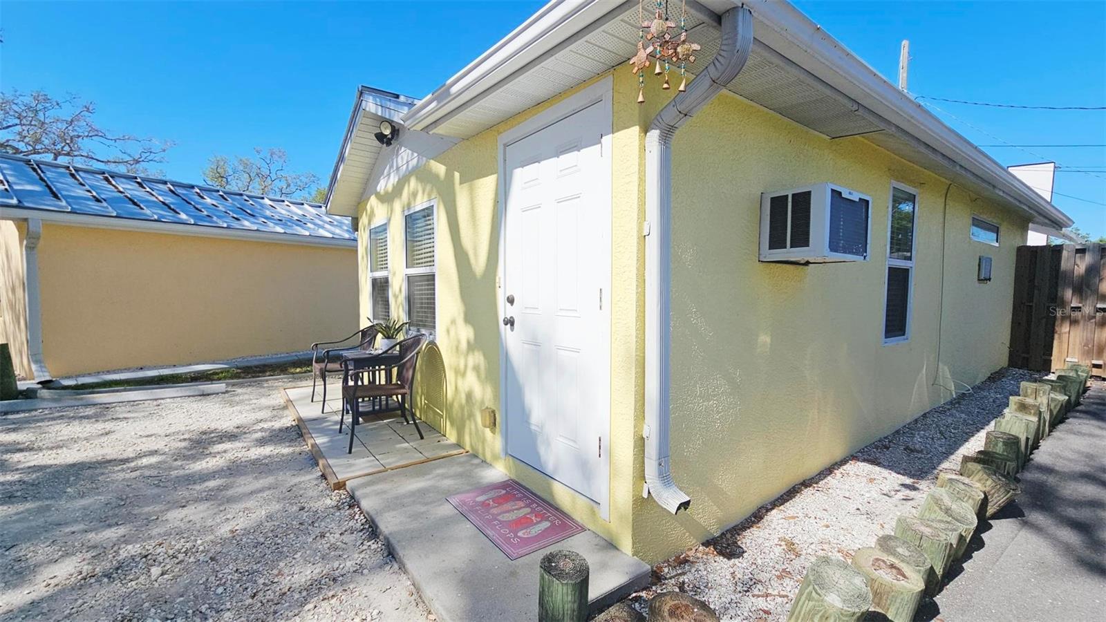 870 S Mccall Rd #4, FL