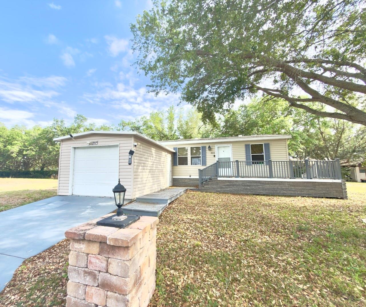 2115 Bruce Street, FL