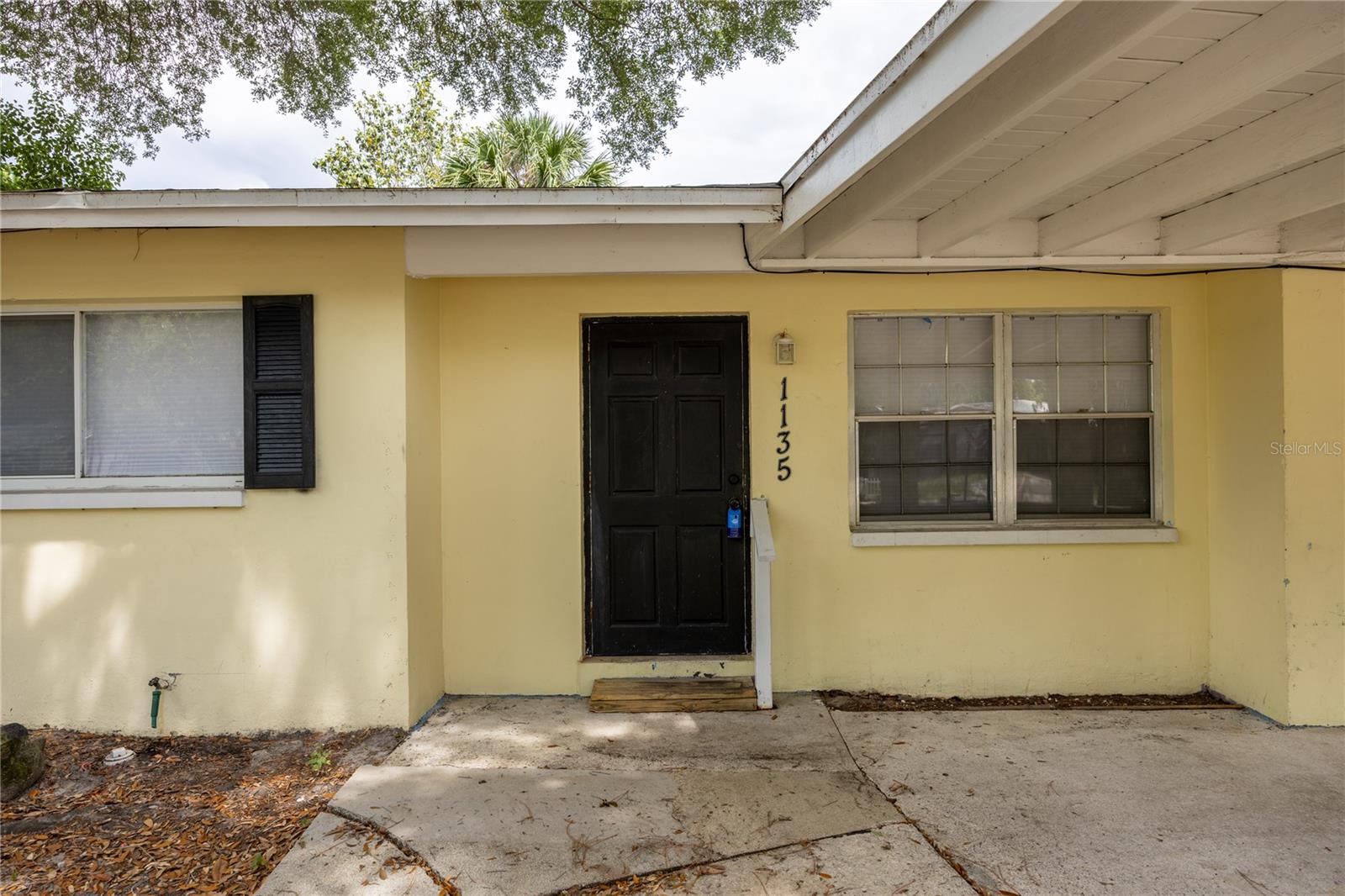 1135 24th Terrace, FL