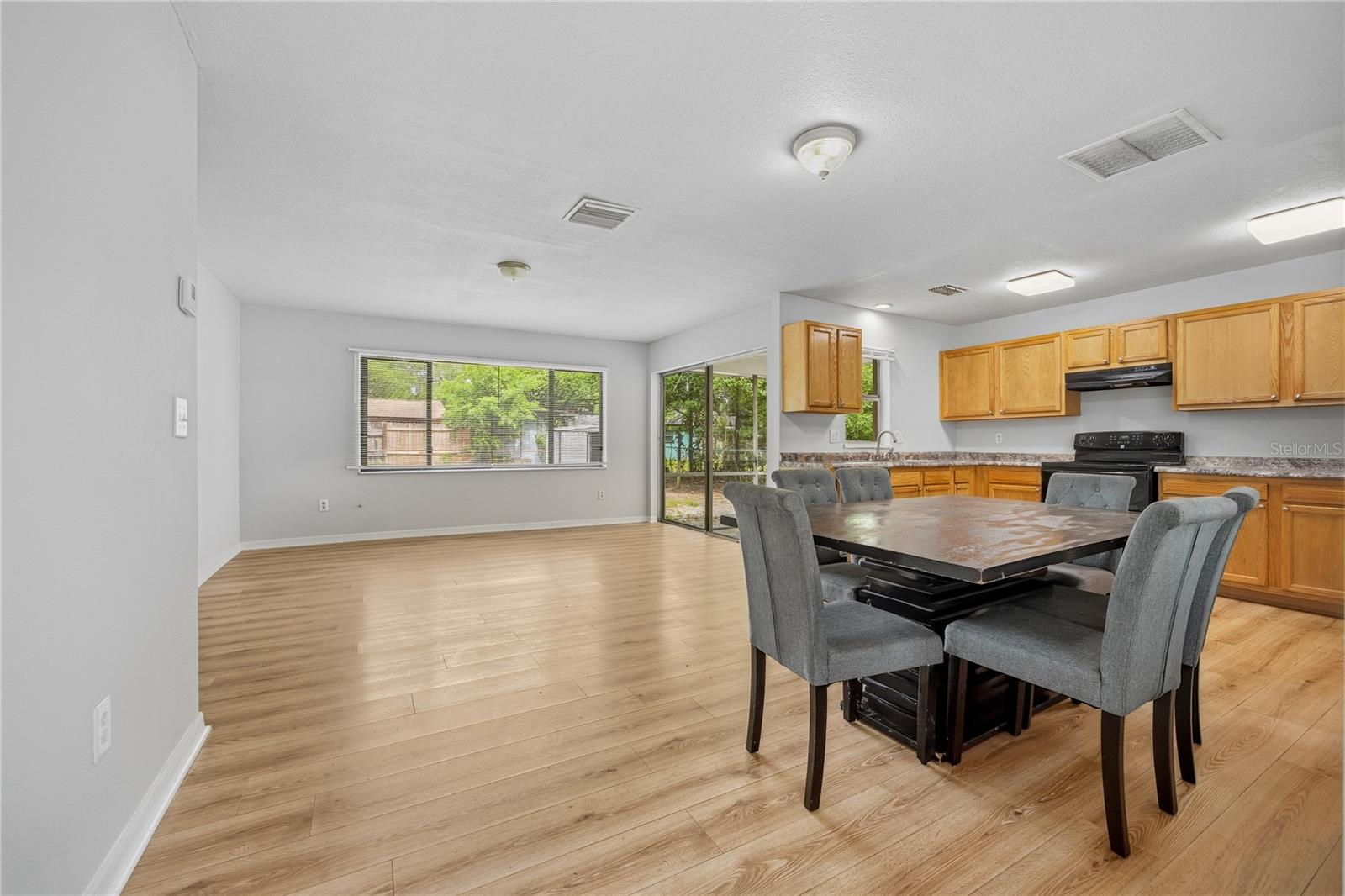 1135 24th Terrace, FL