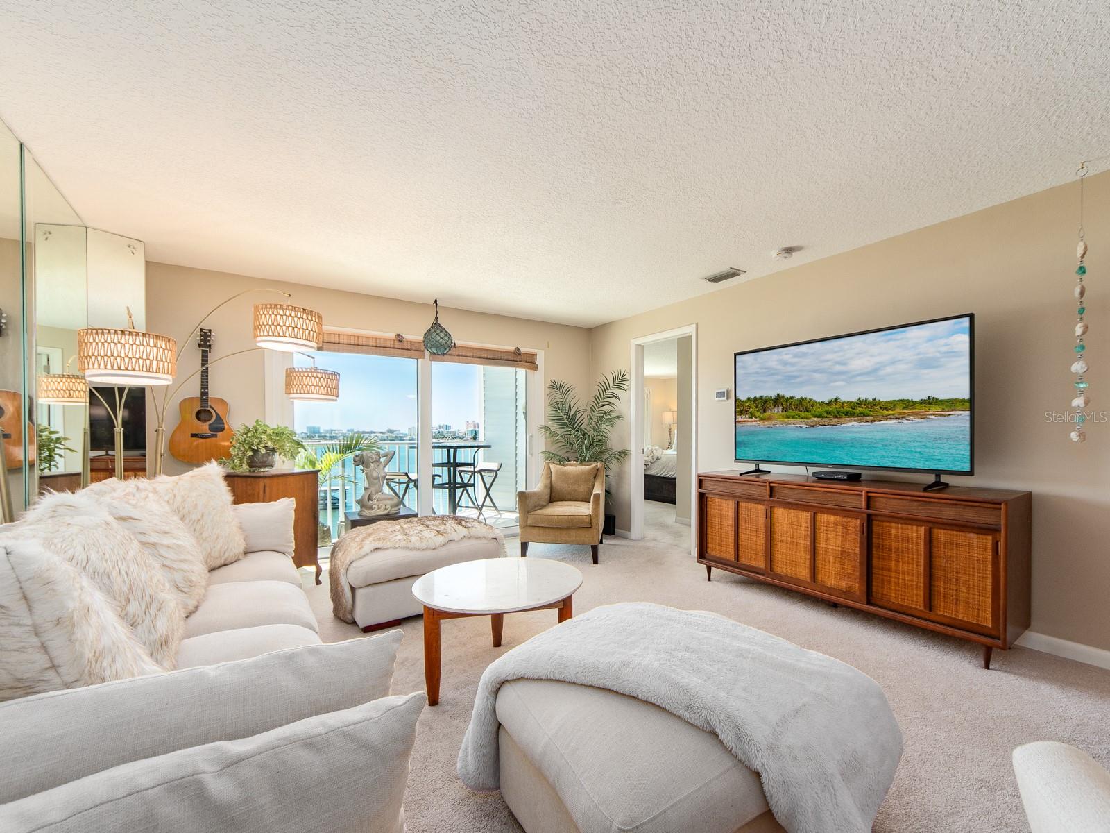 610 Island Way, FL