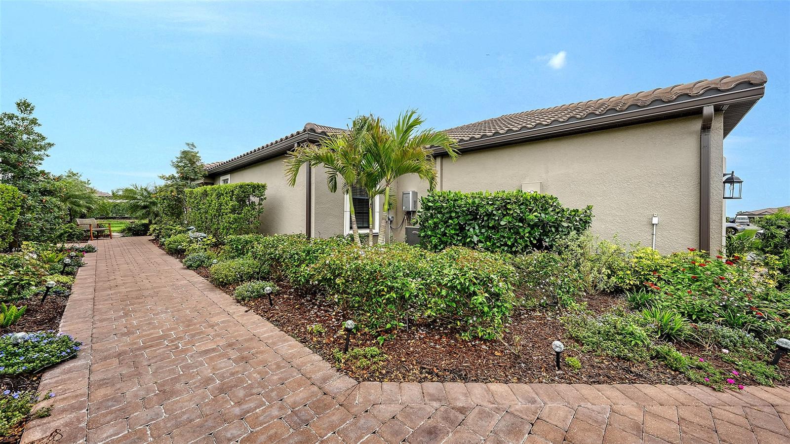 10089 Morning Mist Ln Lane, FL