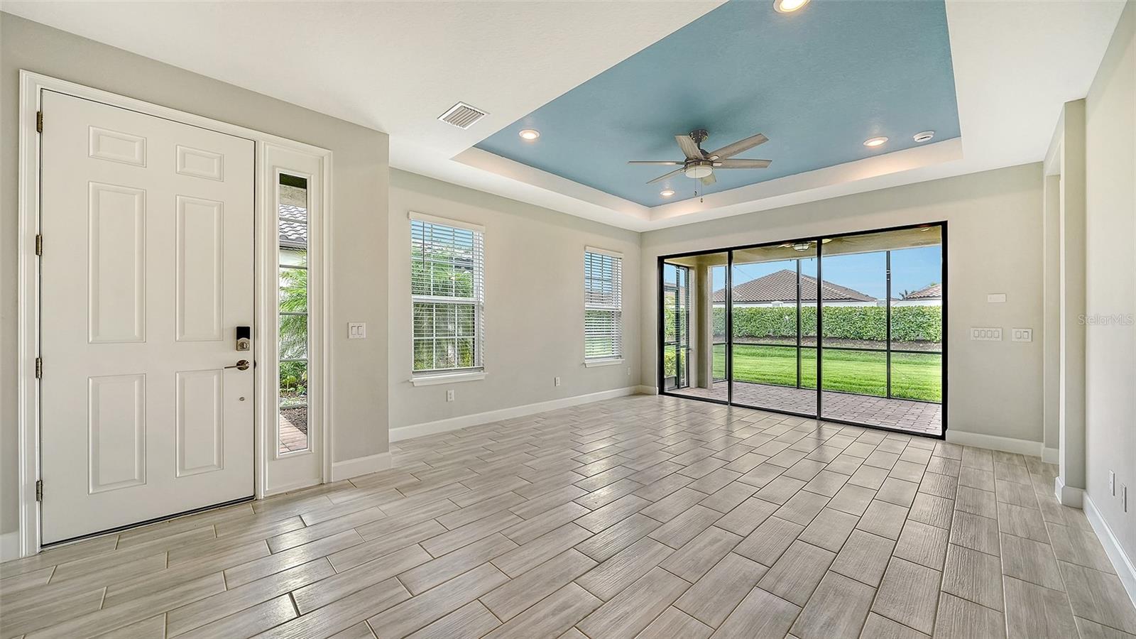10089 Morning Mist Ln Lane, FL