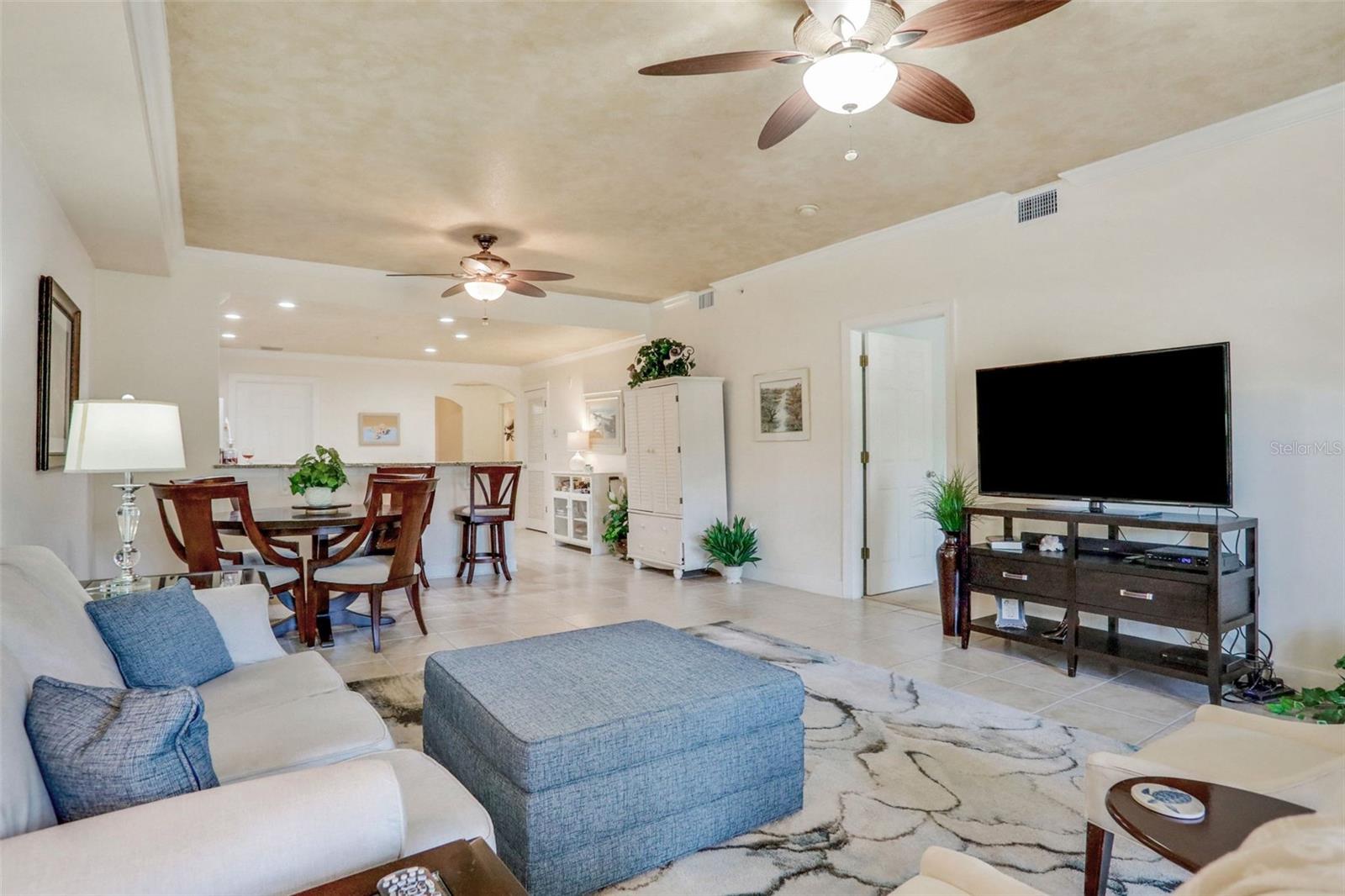 200 Bella Harbor Court, FL