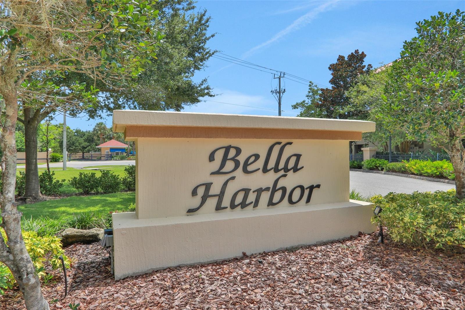 200 Bella Harbor Court, FL