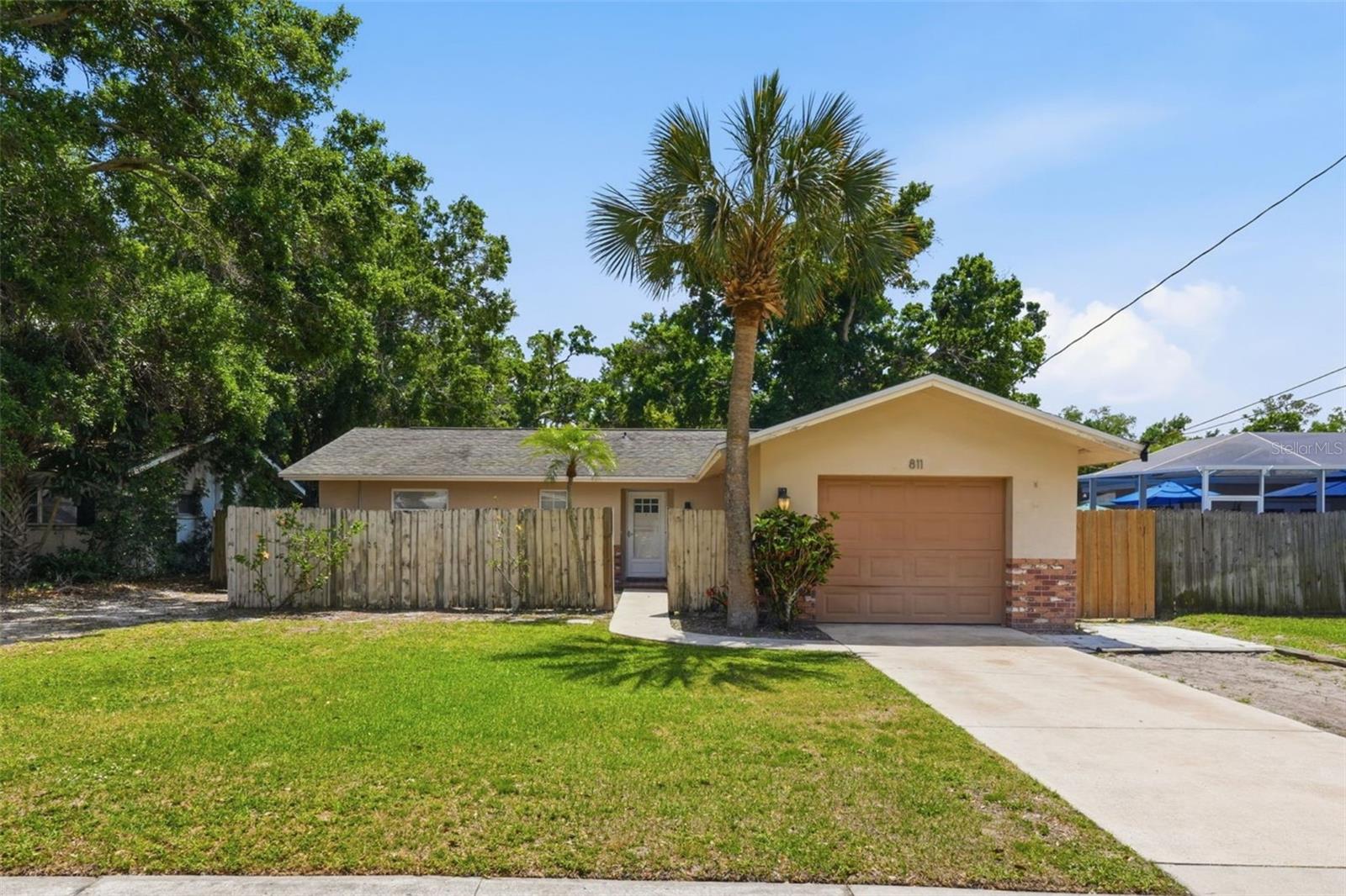 811 Michigan Boulevard, FL