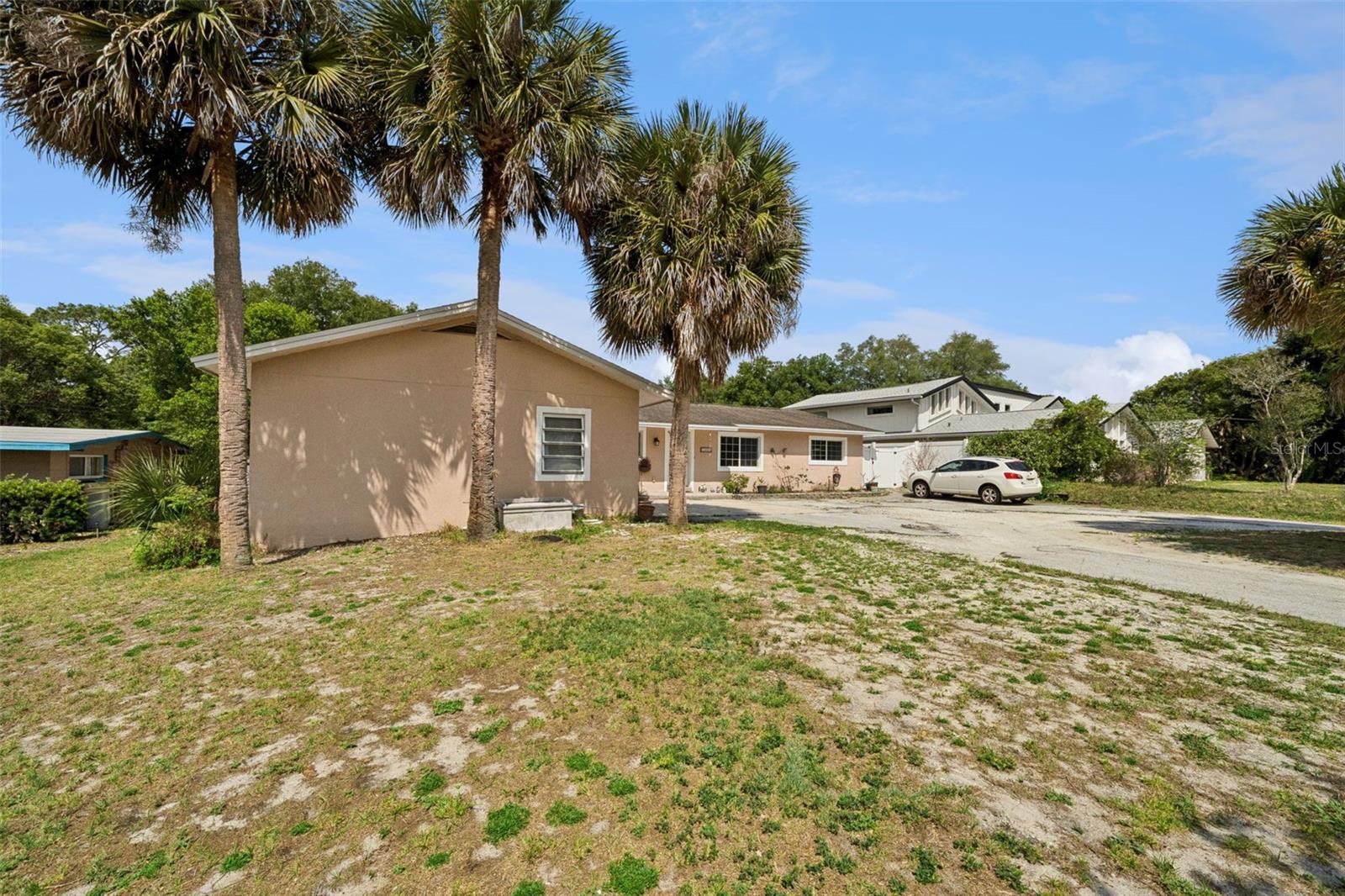 1050 Crystal Bowl Circle, FL