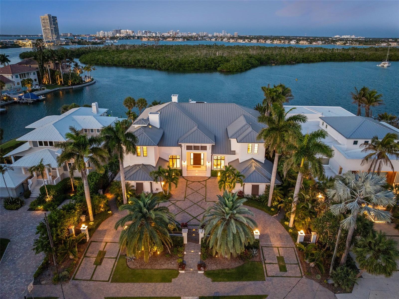 361 S Blvd Of The Presidents, FL
