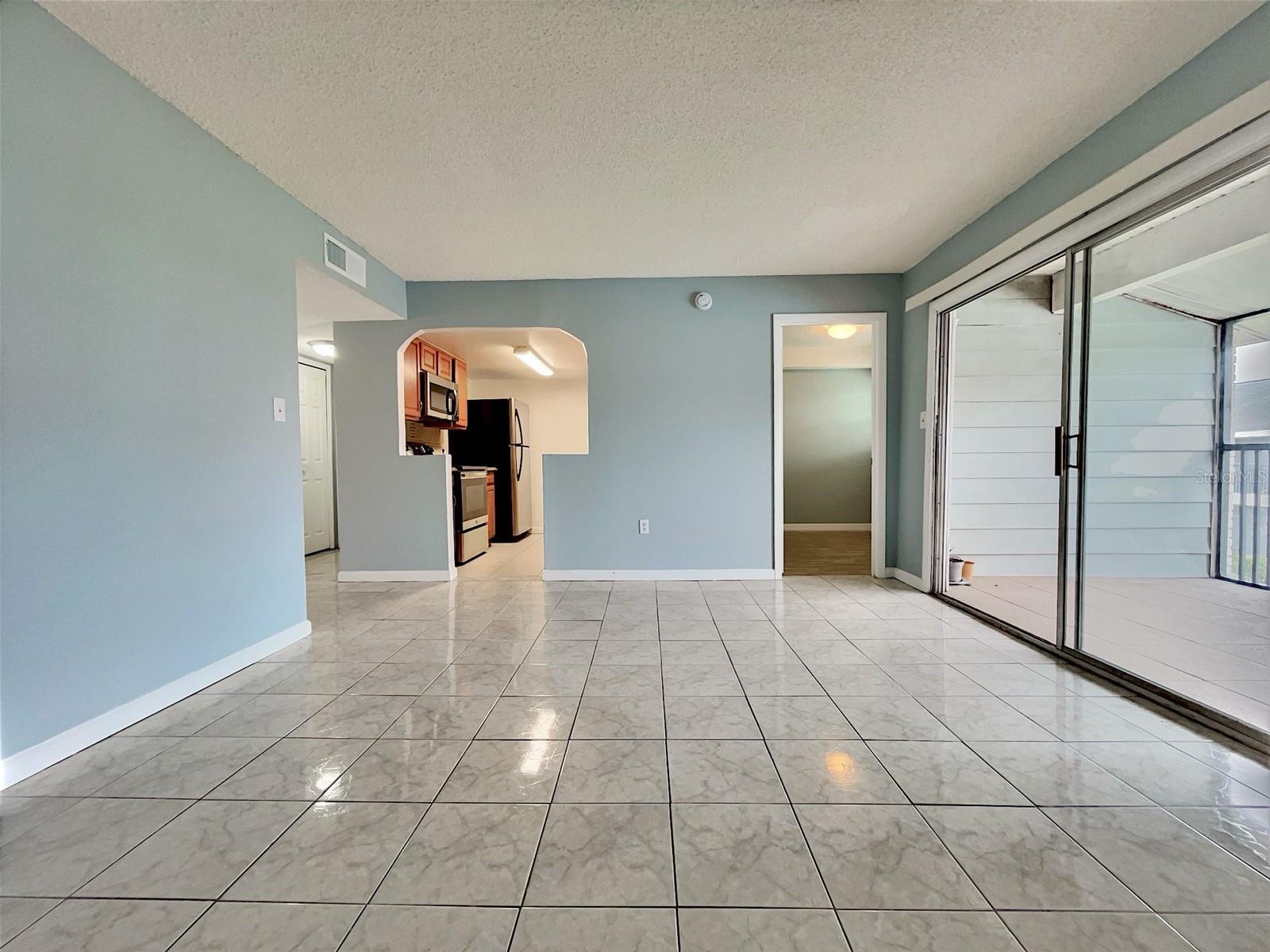 865 Sky Lake Circle, FL