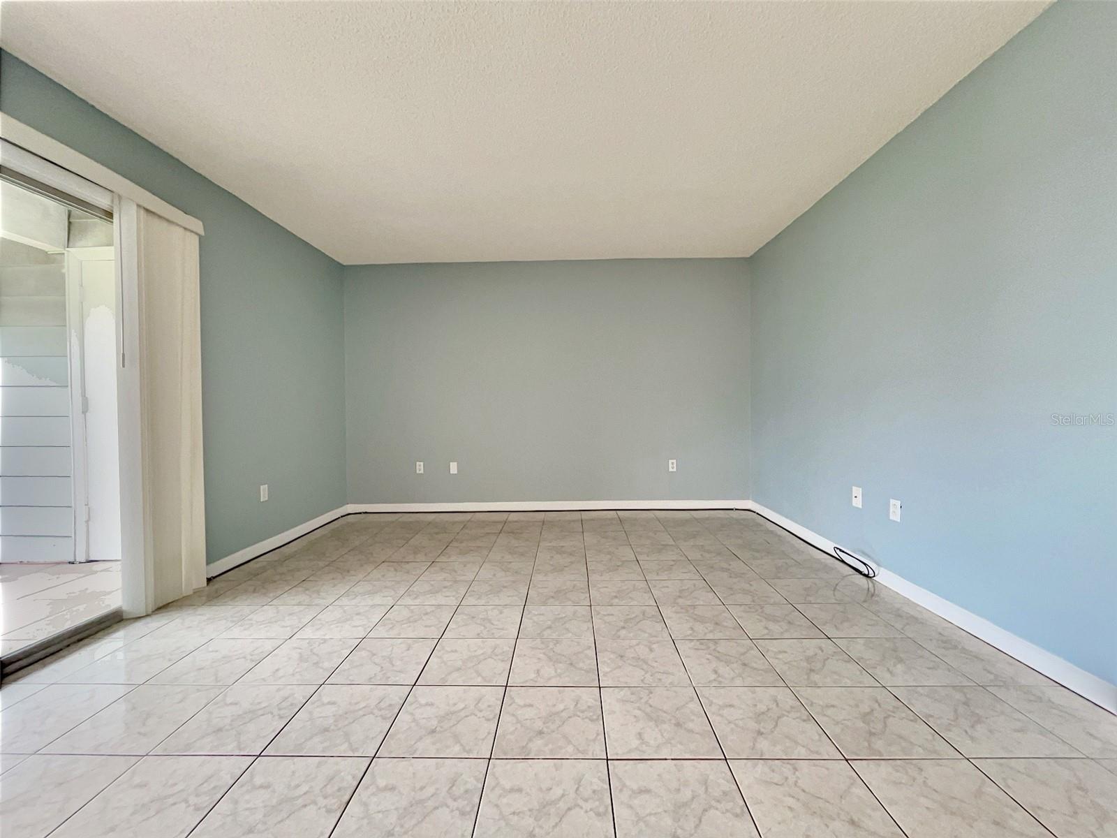 865 Sky Lake Circle, FL
