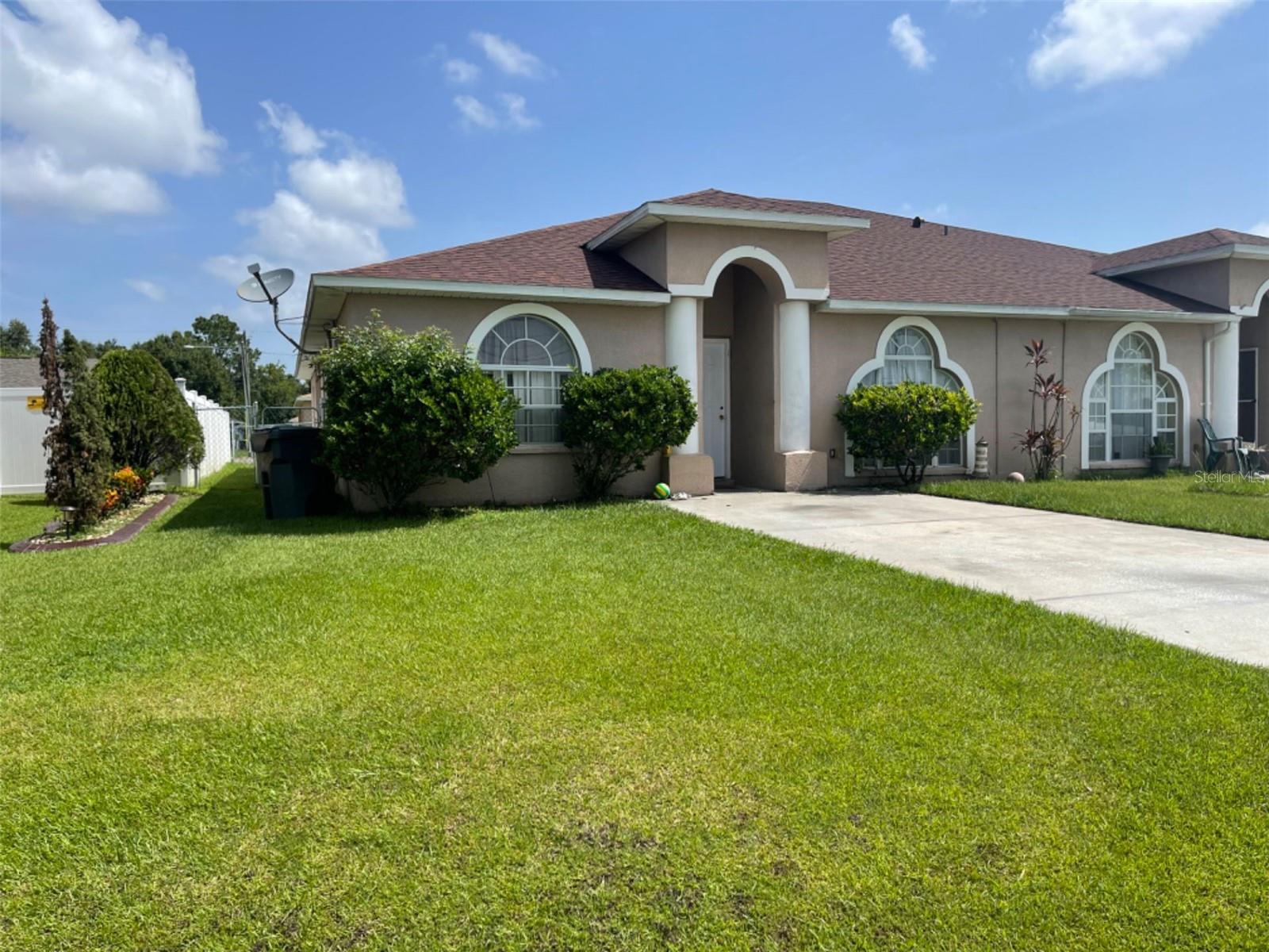 662 Yak Ct, FL