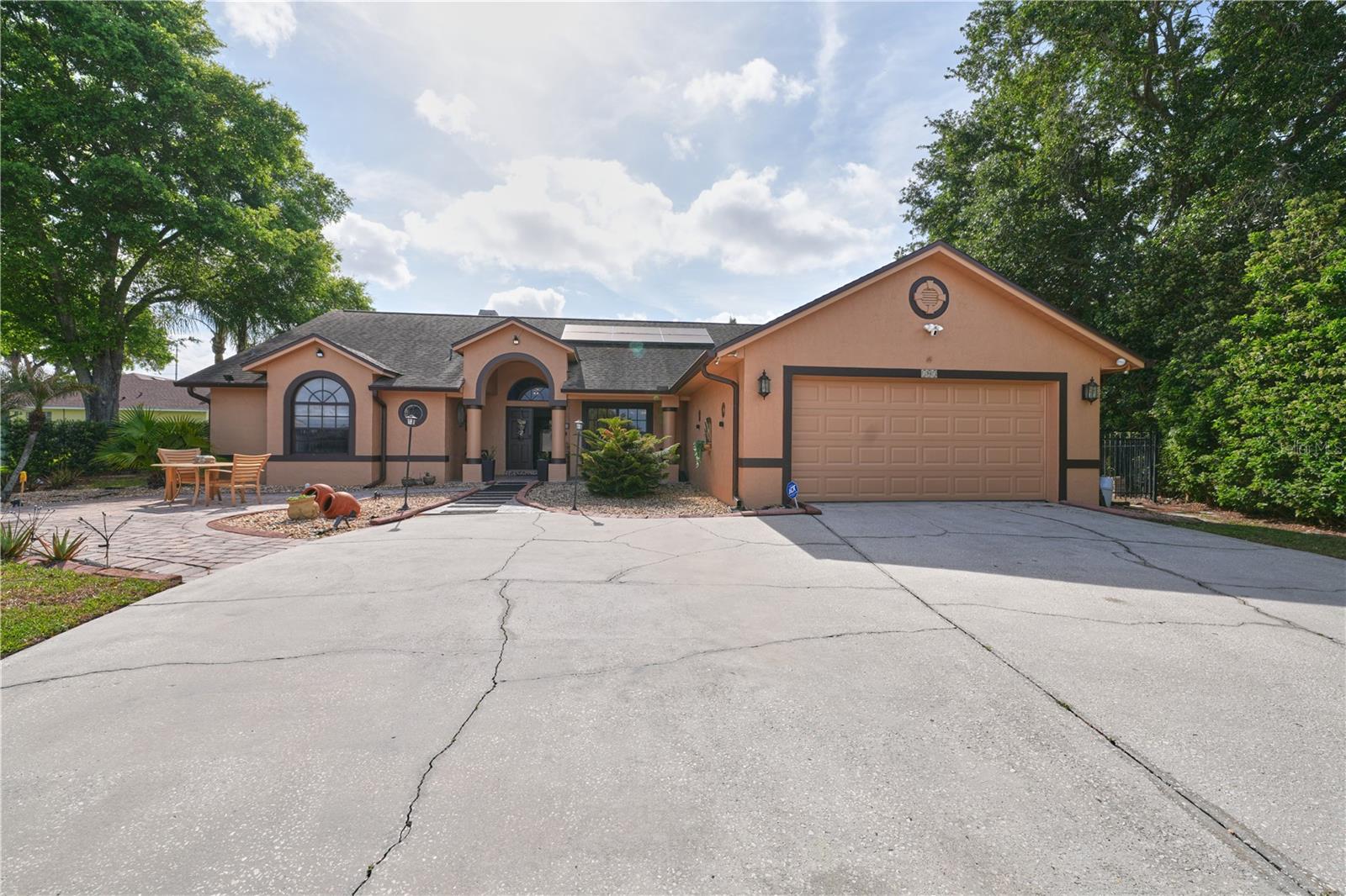 103 Olympus Dr, FL