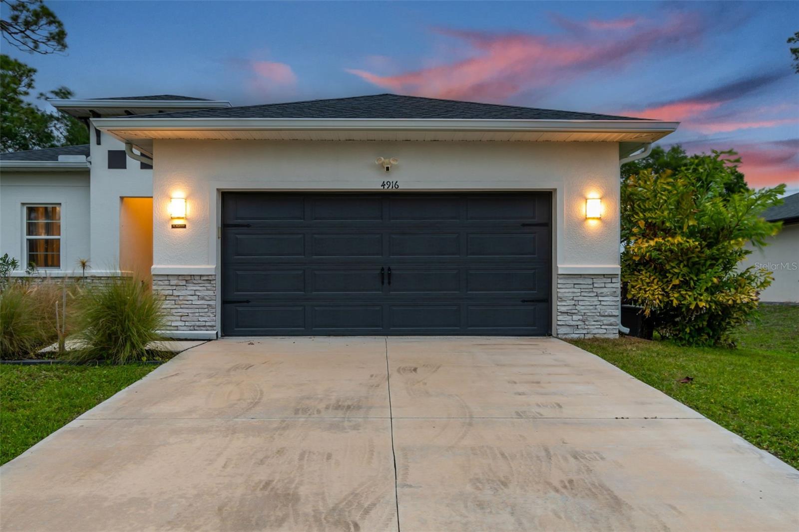 4916 Hader Road, FL