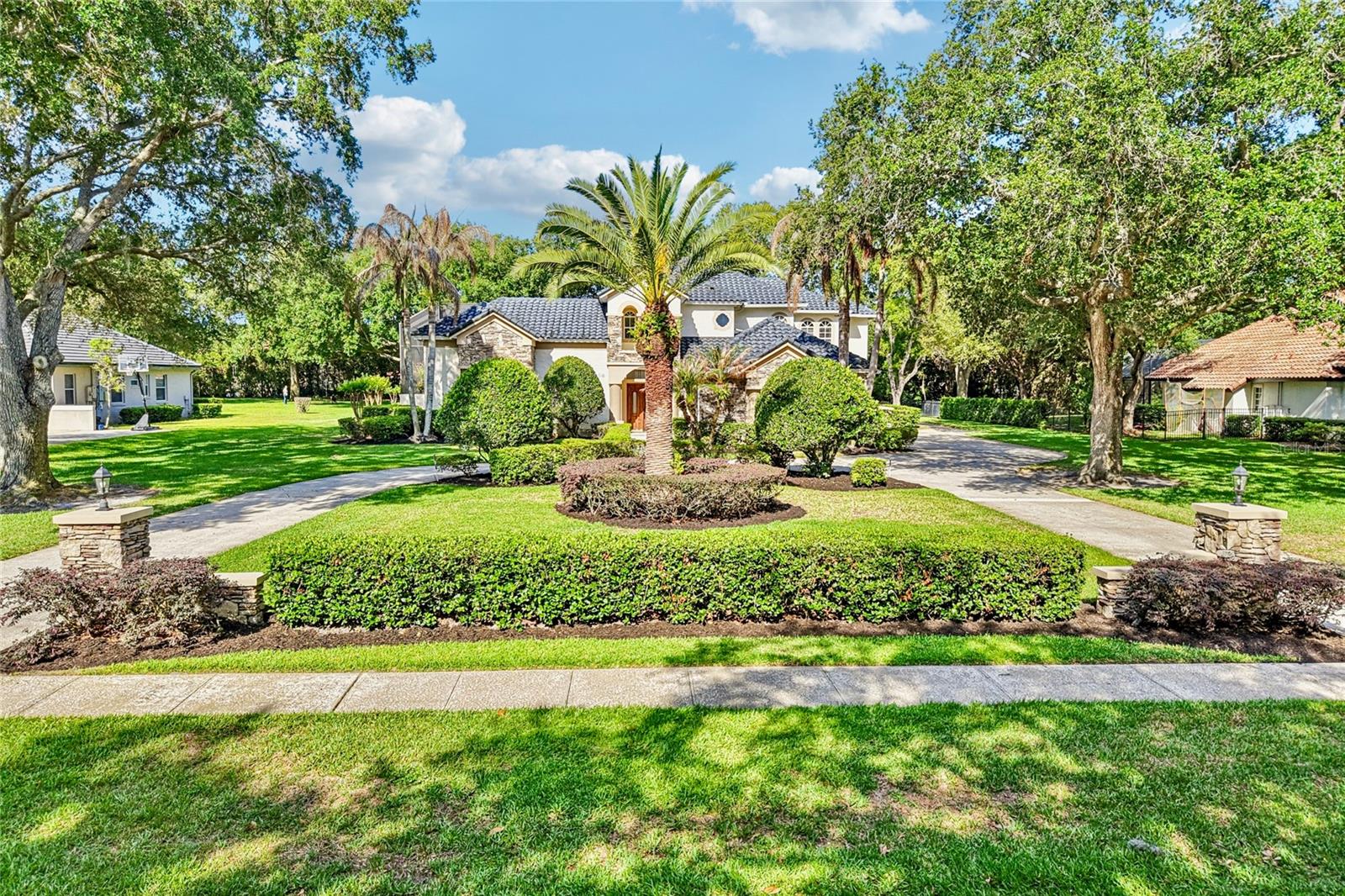 2068 Roberts Point Drive, FL