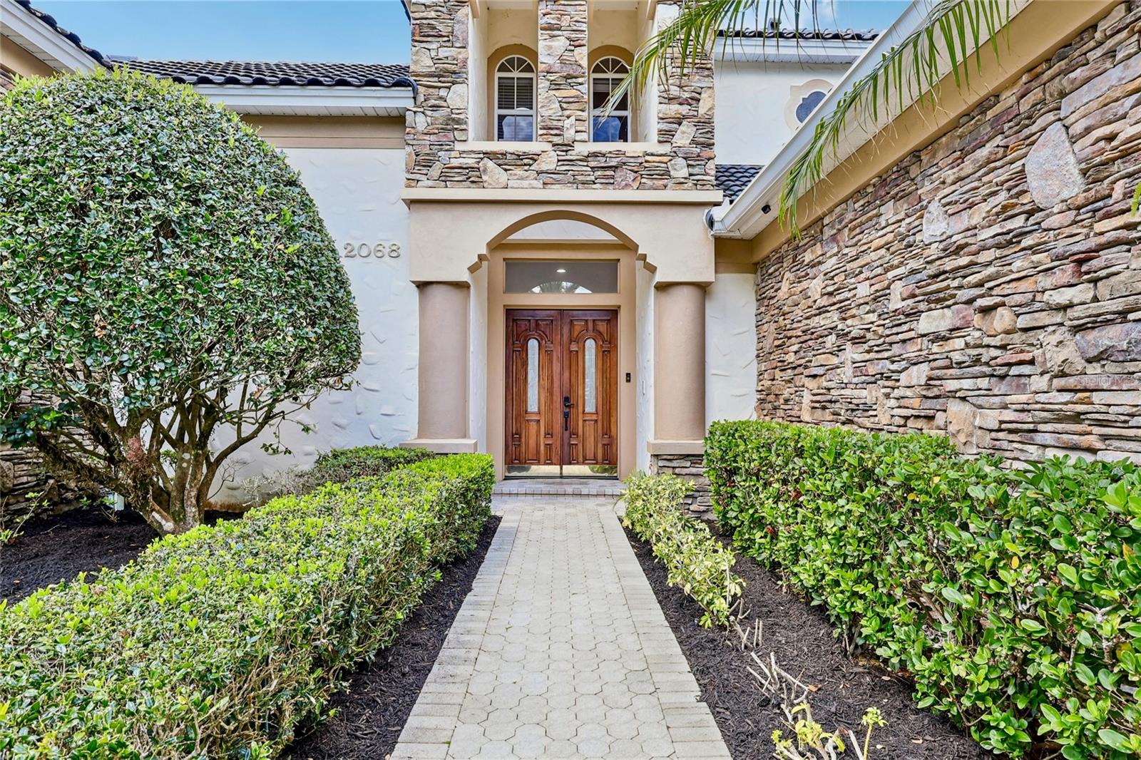 2068 Roberts Point Drive, FL