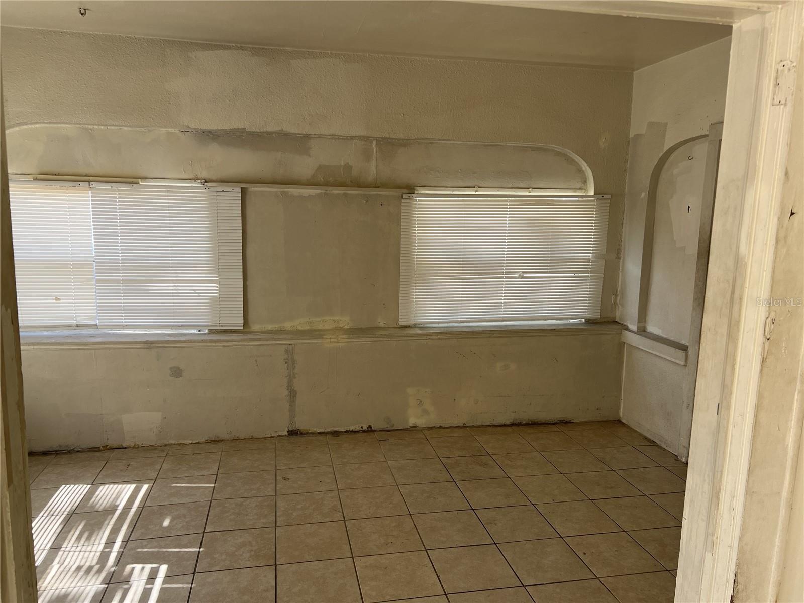 720 6th Street, FL