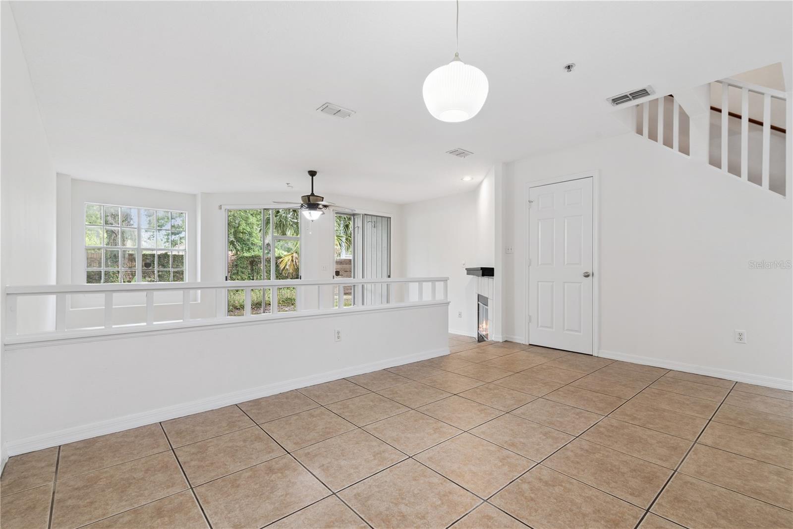685 Scarlet Oak Circle, FL