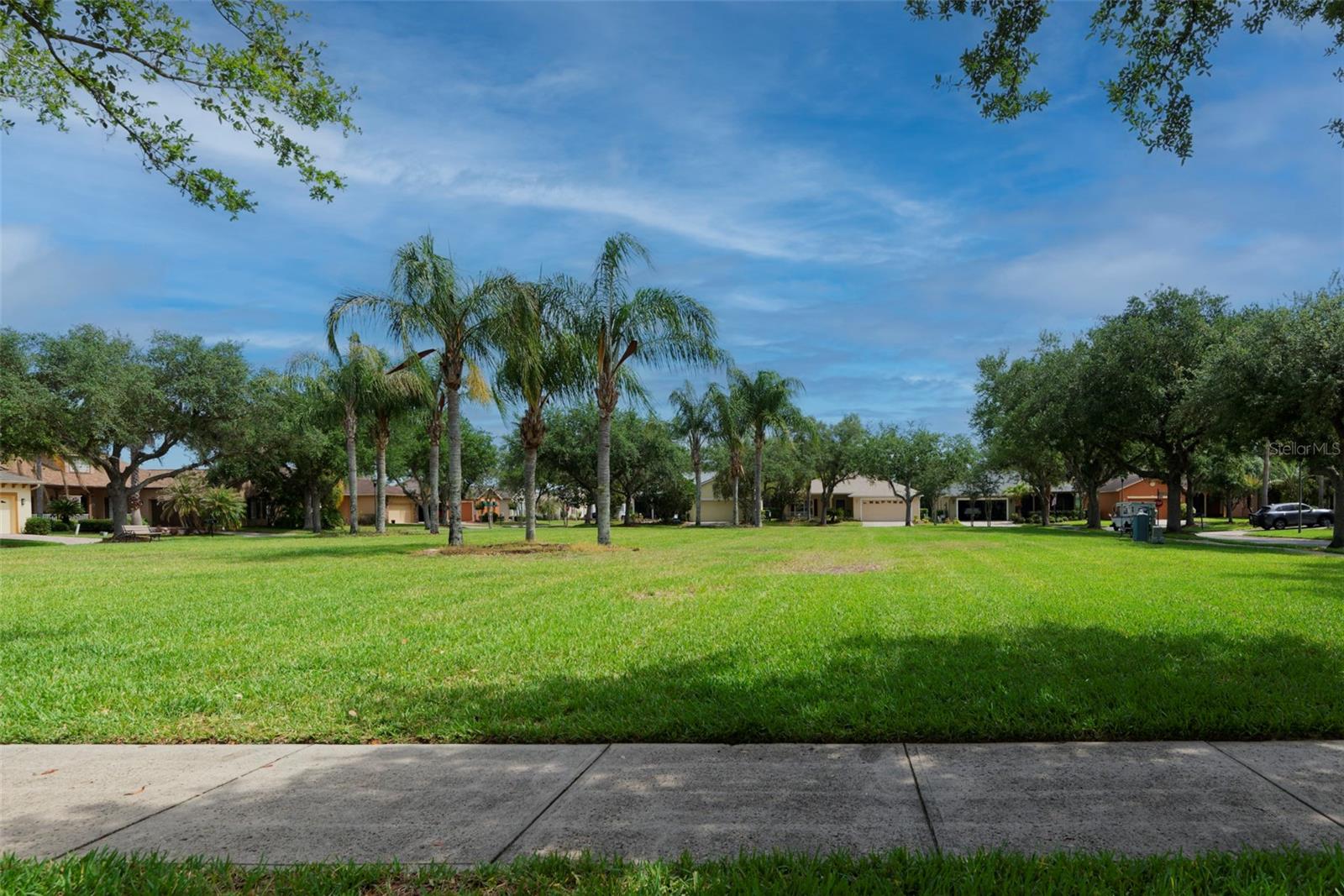 100 Meridian Avenue, FL