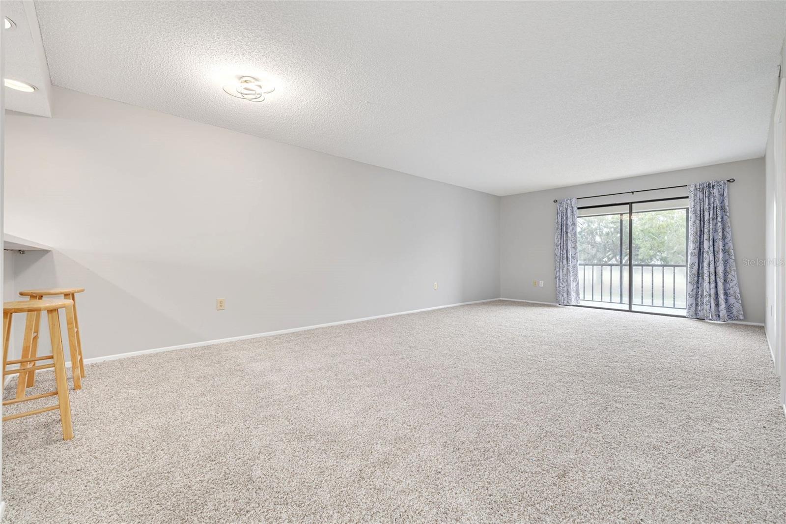 218 Caryl Way, FL