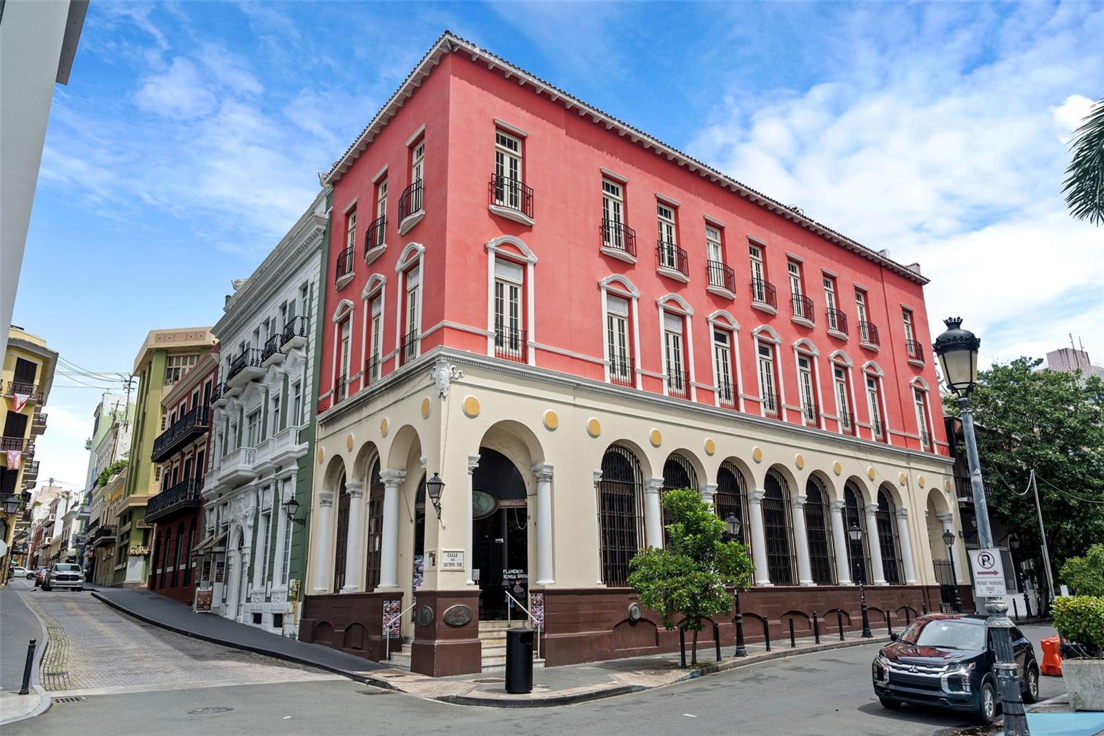 251 Recinto Sur, PR