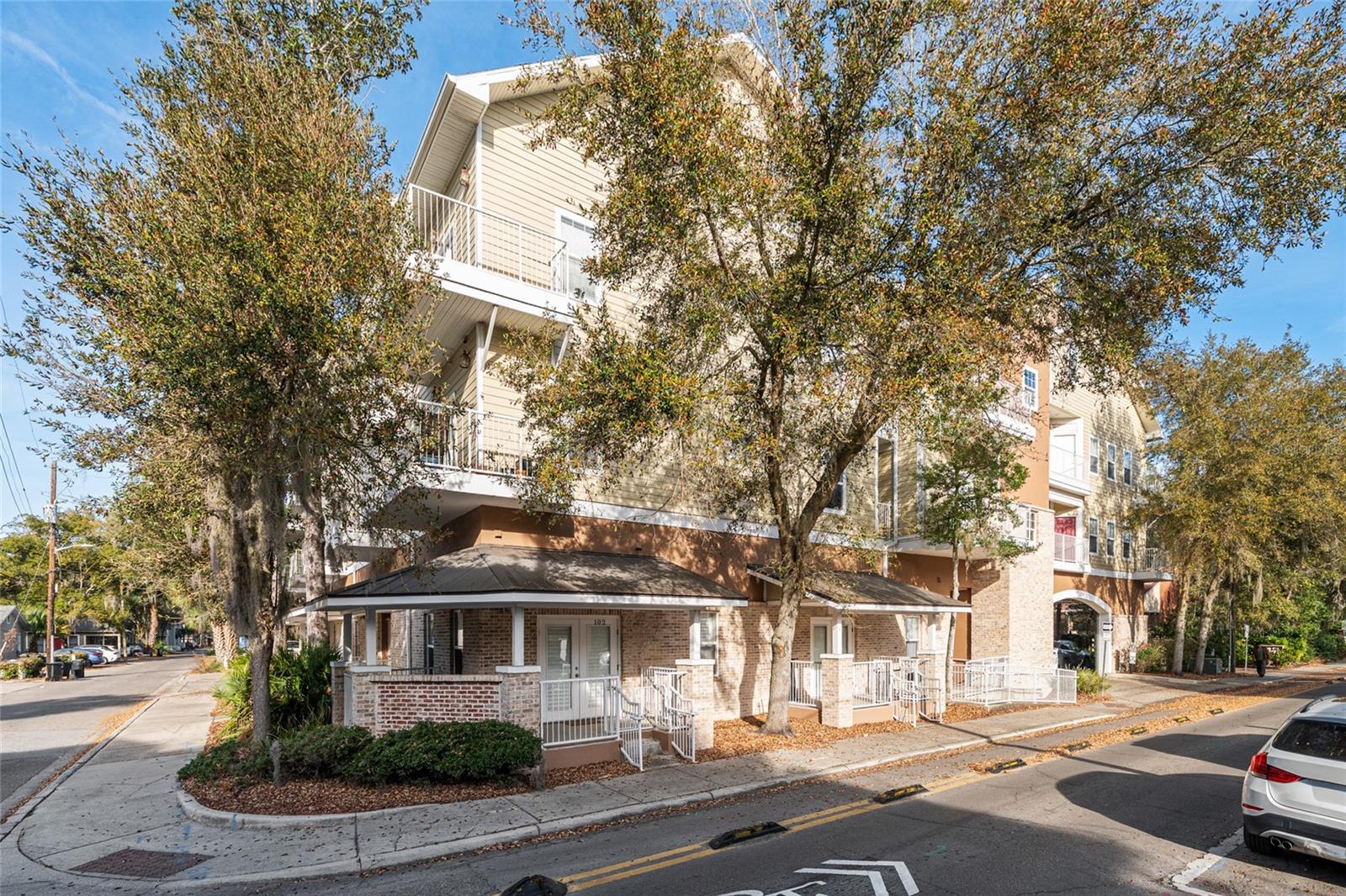1500 4th Avenue, FL