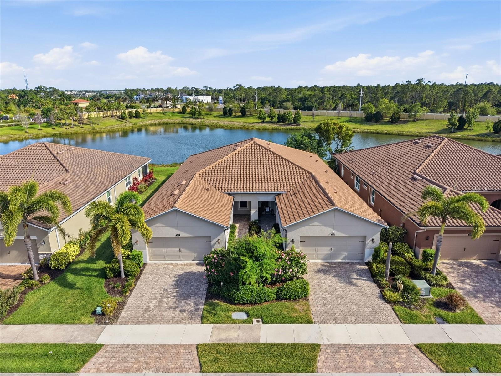 11929 Tapestry Ln, FL